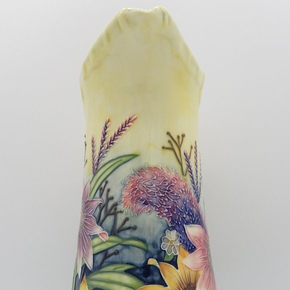 OLD TUPTON WARE/Summer Bouquet Vintage Pitcher/Vase. - Picture 9 of 11